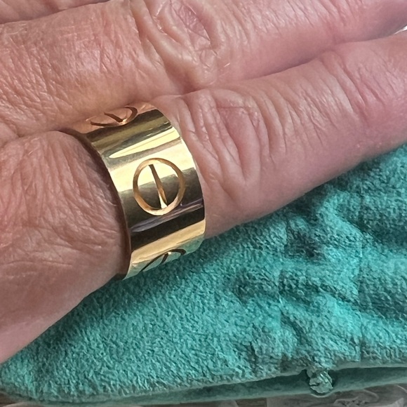 Cartier 18K Yellow GoldWide 11mm Large LOVE Ring size 58 (8.25) Box Cert EUC! - Picture 5 of 16